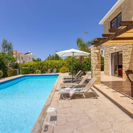 Villa Anna 2 *